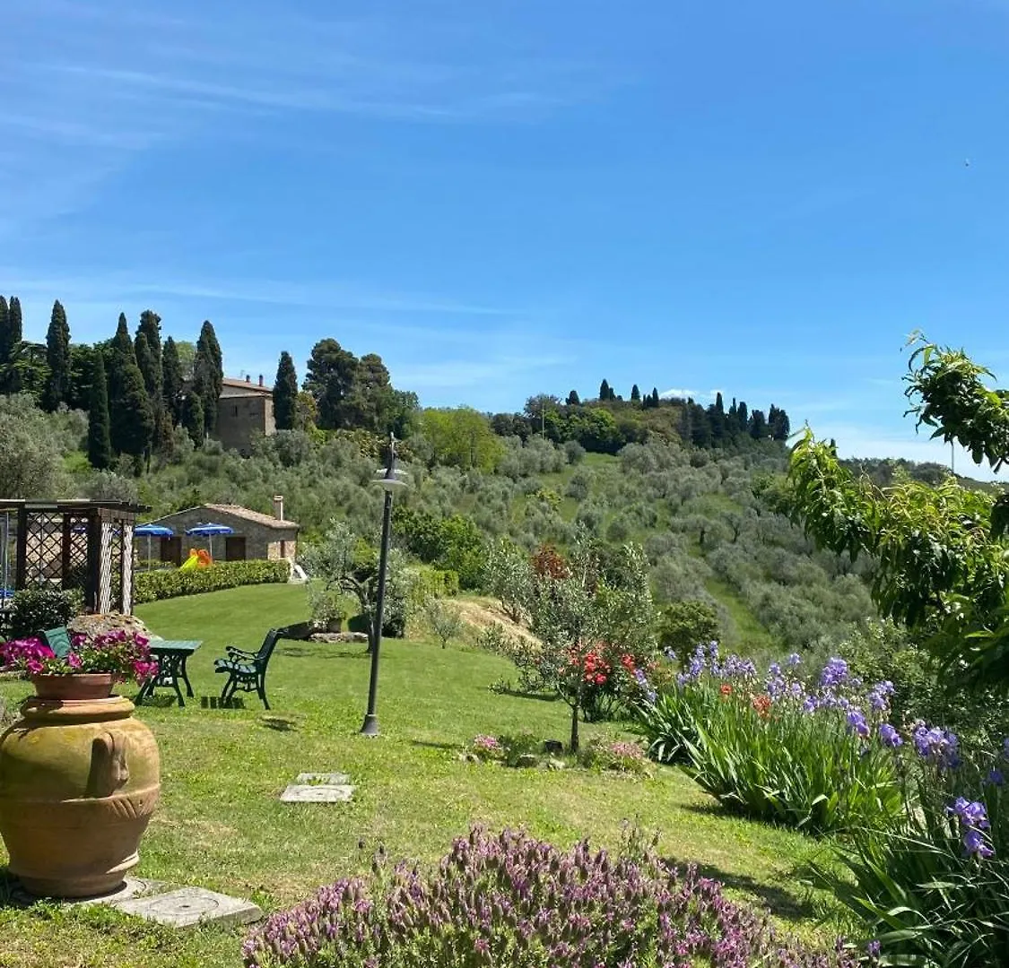 Camera Vista Piscina Casallario Volterra Italia