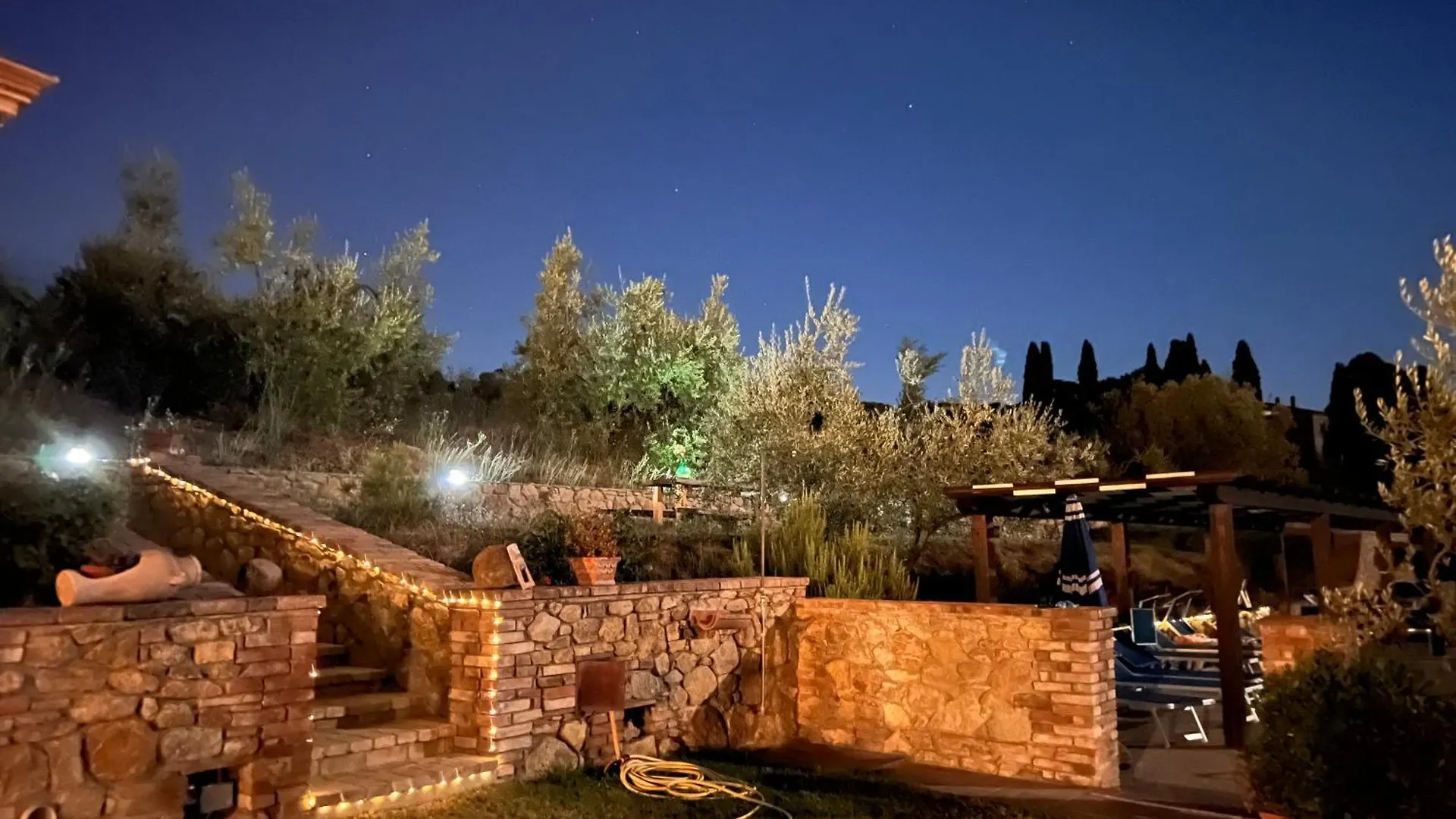 Camera Vista Piscina Casallario Volterra Italia