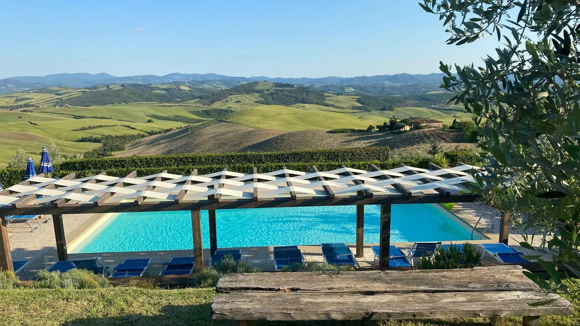 Apartamento Camera Vista Piscina Casallario Volterra Italia